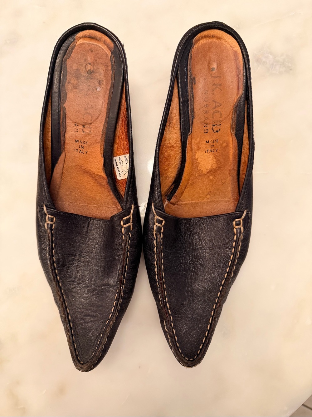 Y2K Women's Black Leather Pointed Slip-On Loafers